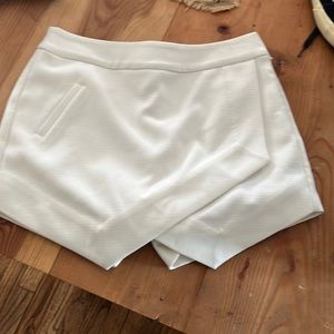 Annie griffin white skirt size 2